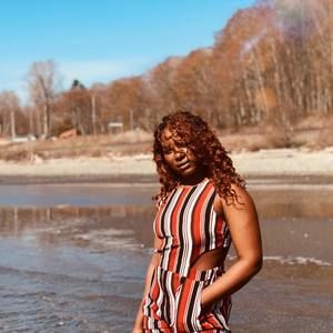 Meet your Posher, Sandra